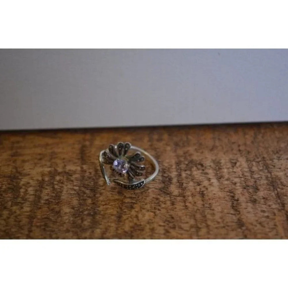 Sterling  Silver Marcasite Sunflower Ring Size 6.75 - Picture 2 of 9